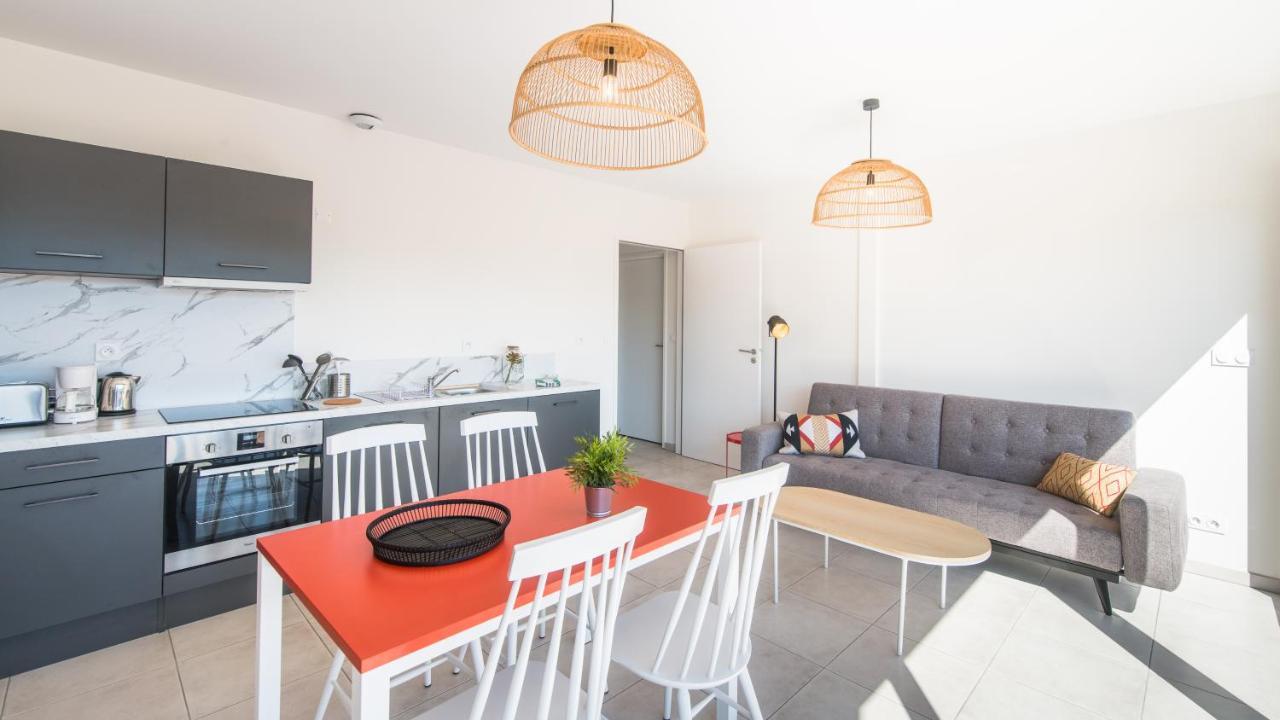 "Le Soleil Levant" Avec Balcon Et Parking Prive, 2 Adultes Et 1 Enfant Sarlat-la-Canéda Eksteriør billede
